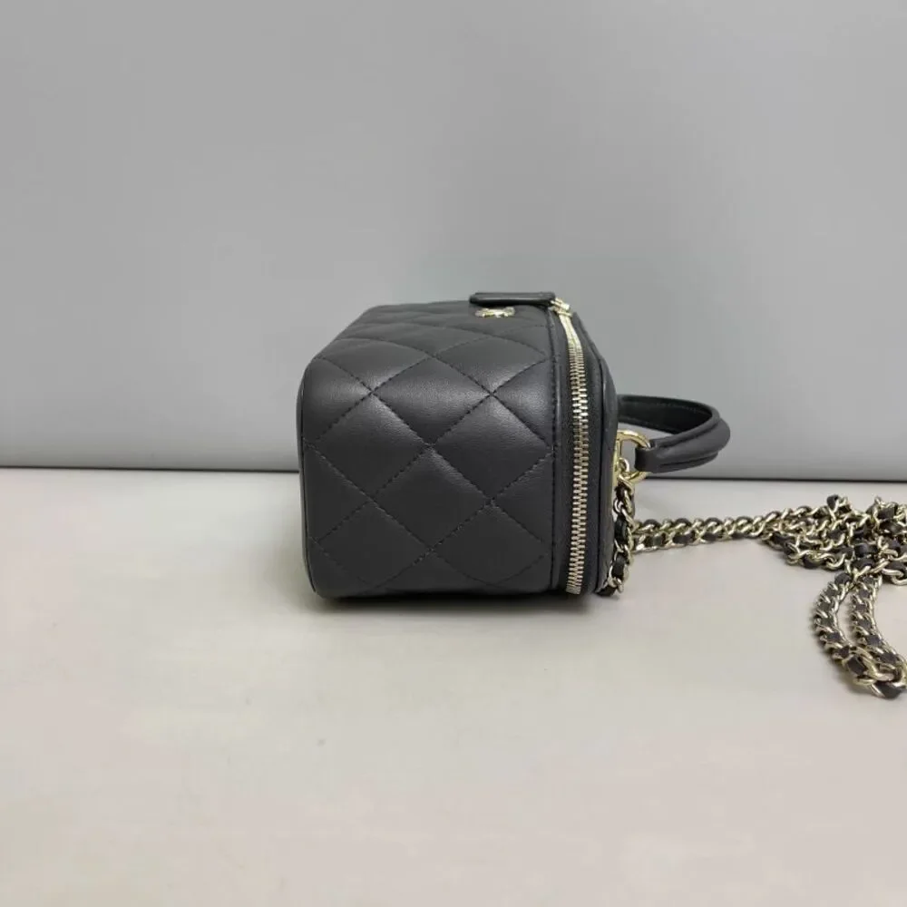 Chanel Women Pre-Loved Bag Very Good Condition